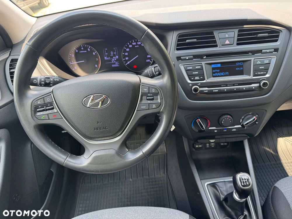 Hyundai i20 blue 1.2 Style - 26