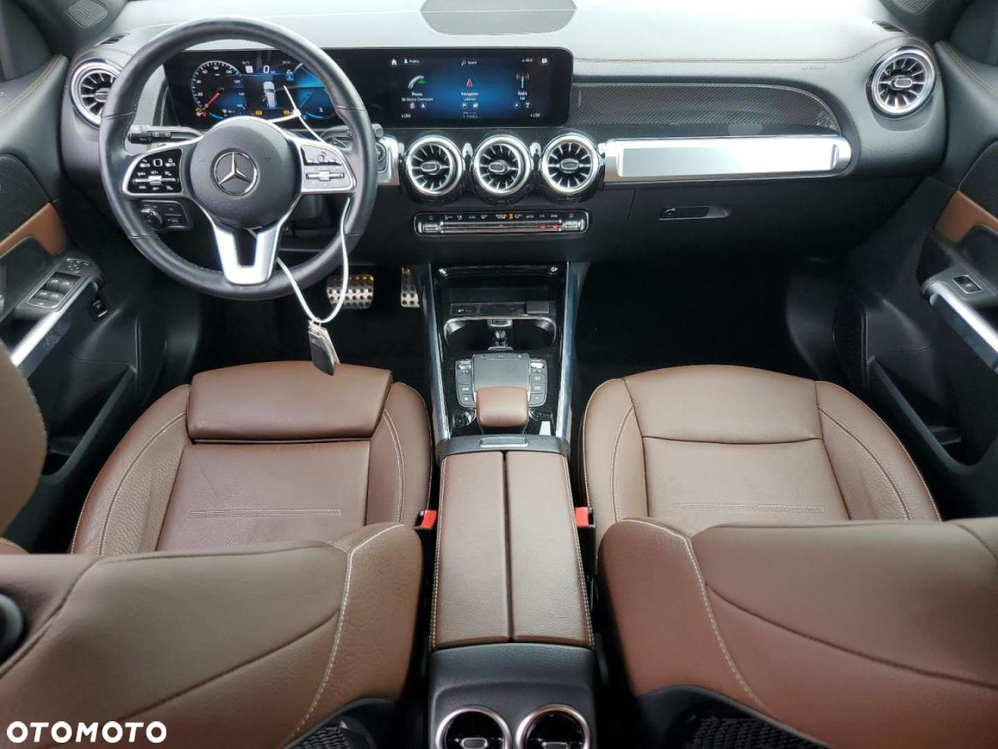 Mercedes-Benz GLB - 9