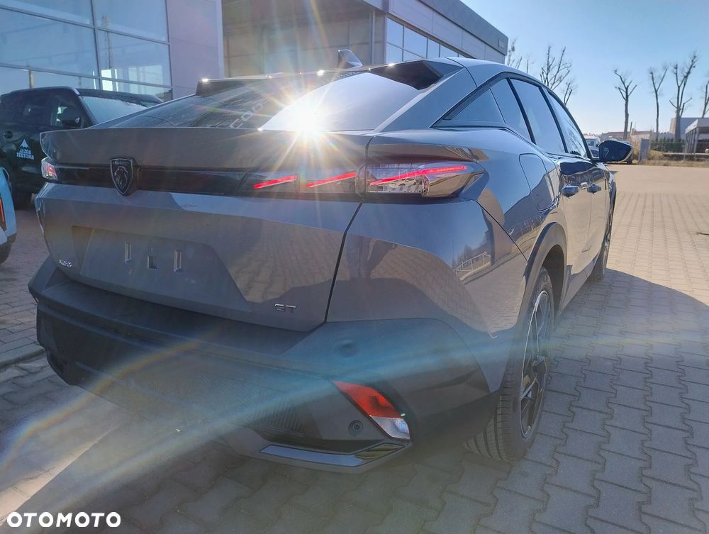 Peugeot 408 1.2 PureTech mHEV GT Exclusive S&S e-DSC6 - 8