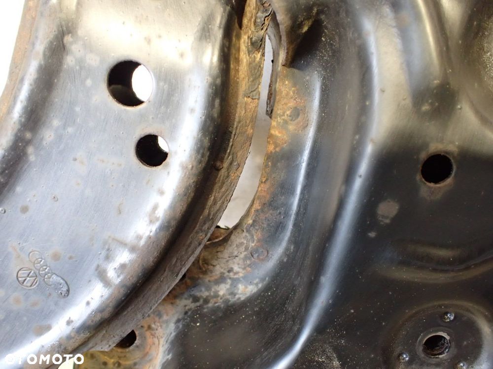 SANKI WÓZEK KOŁYSKA AUDI A3 8L - 13