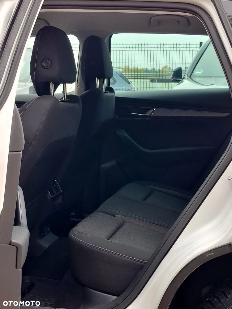 Skoda Karoq 2.0 TDI SCR 4x4 Style DSG - 13
