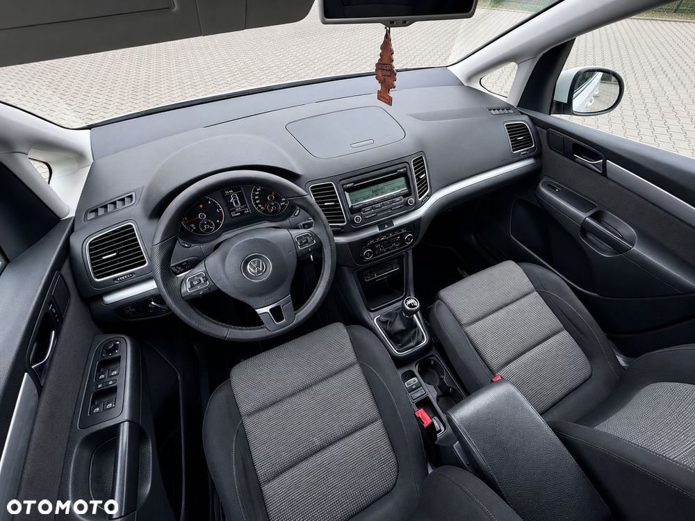 Volkswagen Sharan 2.0 TDI DPF BlueMotion Comfortline - 21