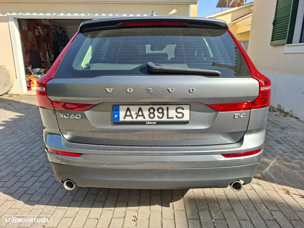 Volvo XC 60 2.0 D4 Momentum Plus Geartronic - 2