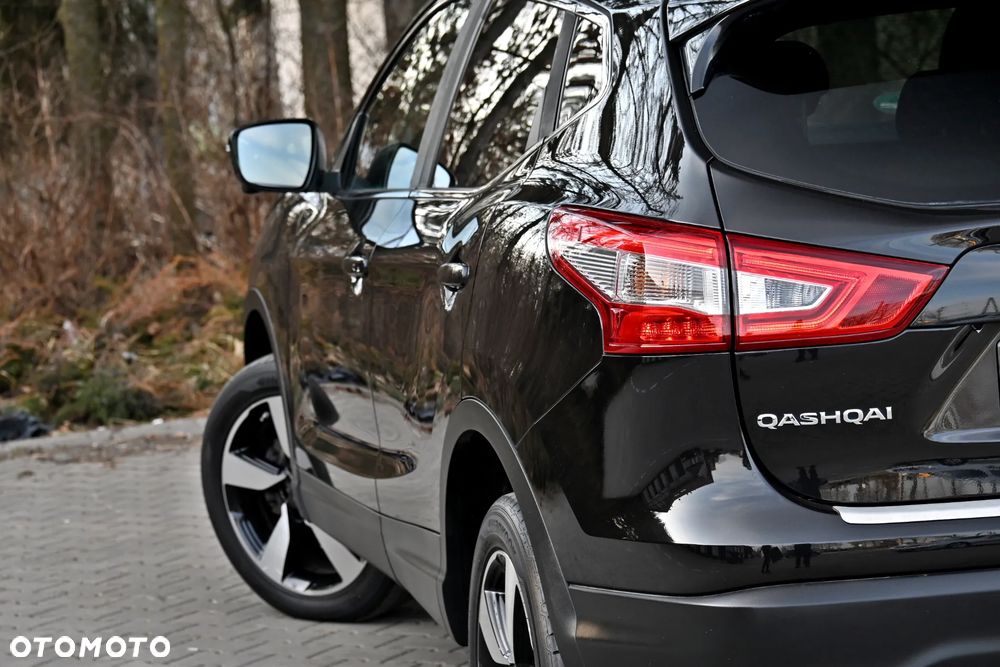 Nissan Qashqai 1.2 DIG-T Tekna Xtronic EU6 - 17