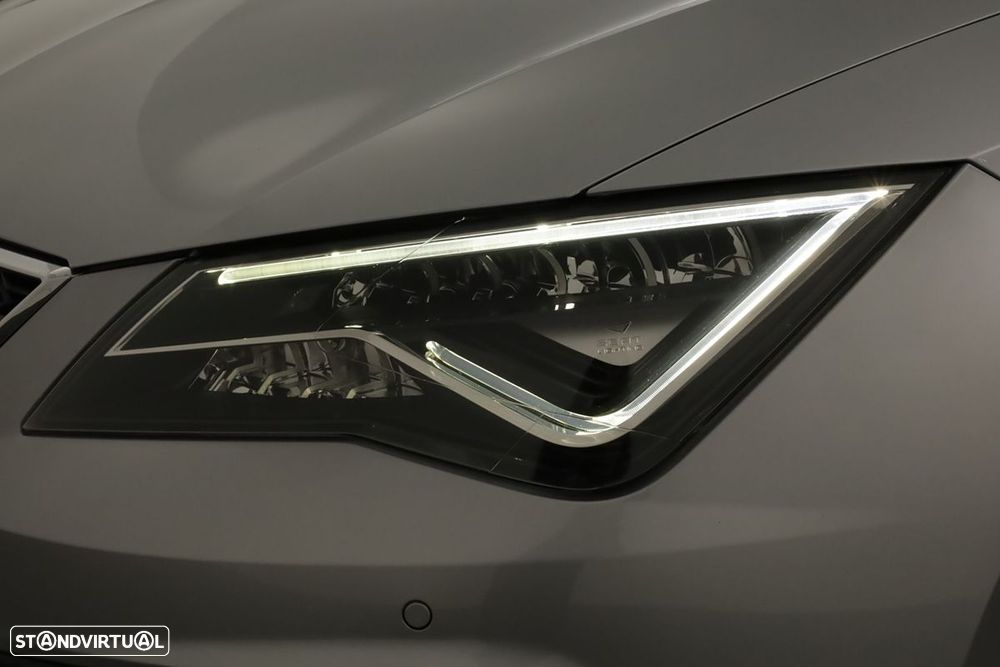 SEAT Leon 1.6 TDI FR S/S - 6