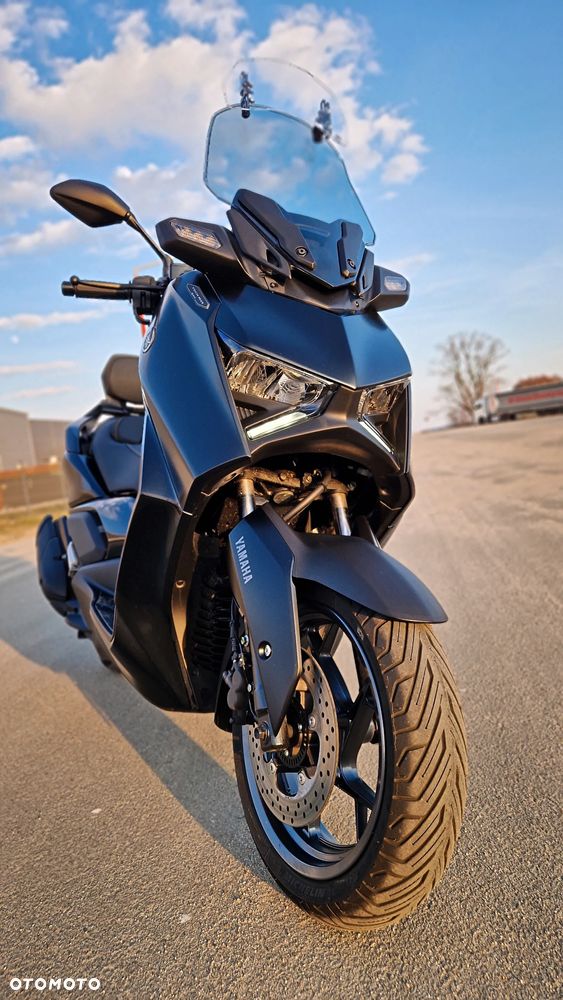 Yamaha X-max - 1
