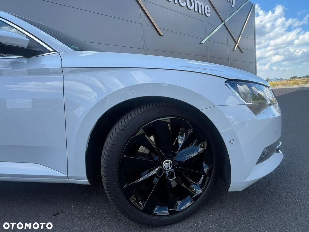 Skoda Superb 2.0 TSI 4x4 DSG Style - 30