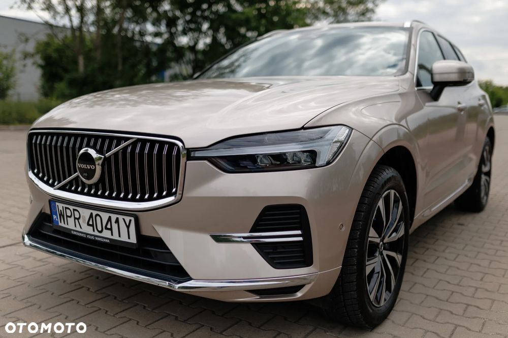 Volvo XC 60 B4 B Plus Bright - 11