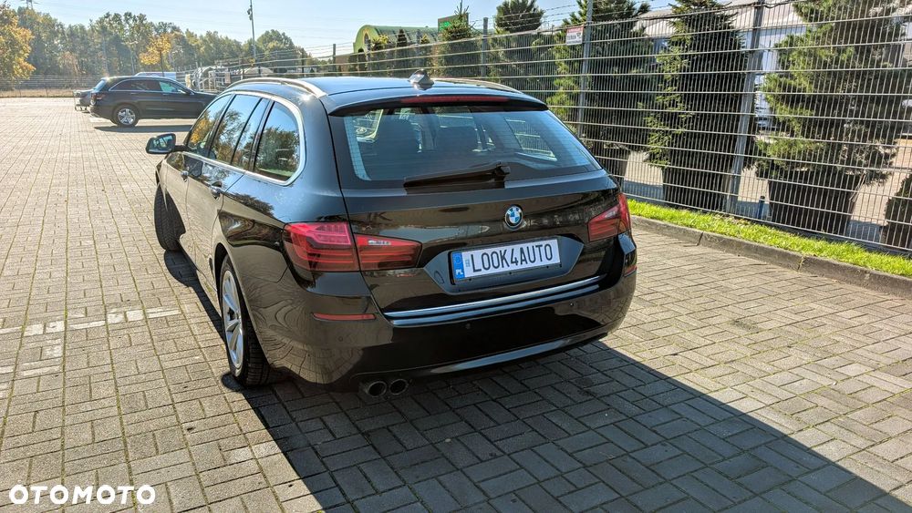 BMW Seria 5 520d Touring Luxury Line - 12