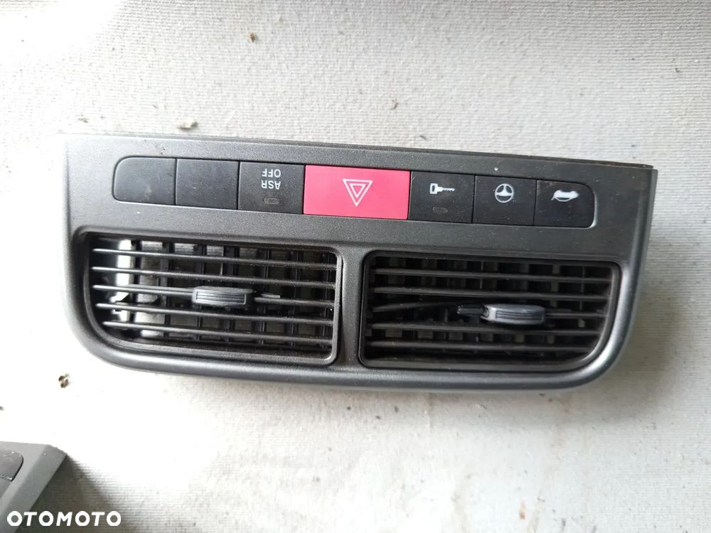 FIAT PUNTO GRANDE PUNTO PANEL NAWIEWU KRATKI - 2