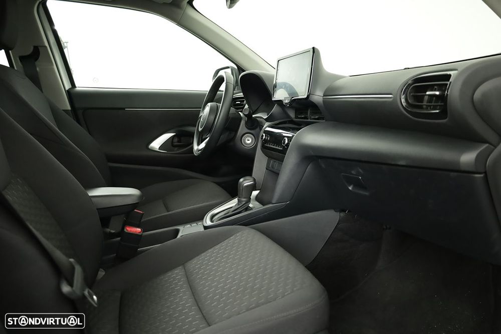 Toyota Yaris Cross 1.5 HDF Comfort - 18