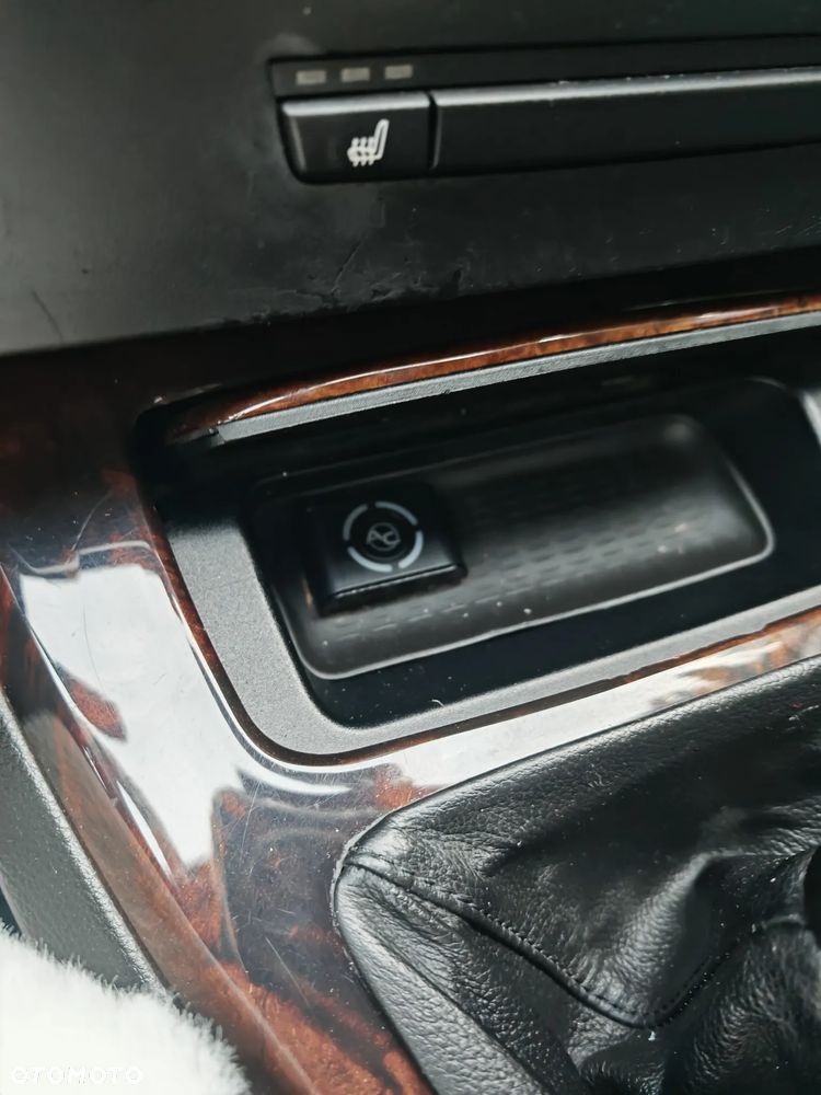 BMW Seria 3 320i - 15