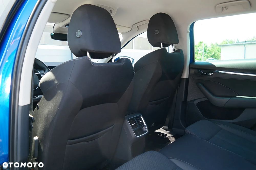 Skoda Octavia 2.0 TSI 4x4 Style DSG - 10