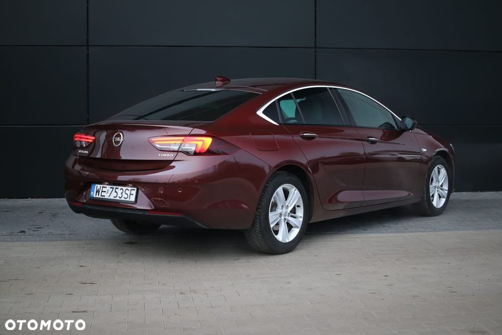 Opel Insignia 1.5 T Innovation S&S - 9