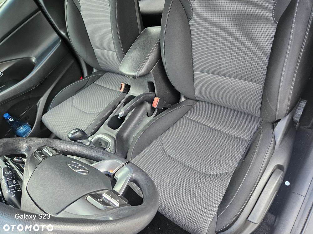 Hyundai i30 1.6 D Comfort - 11