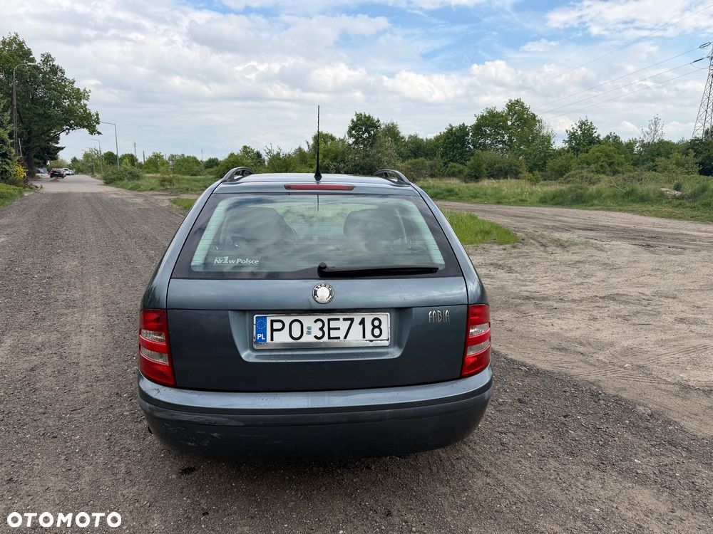 Skoda Fabia - 4