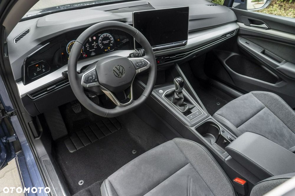 Volkswagen Golf - 14