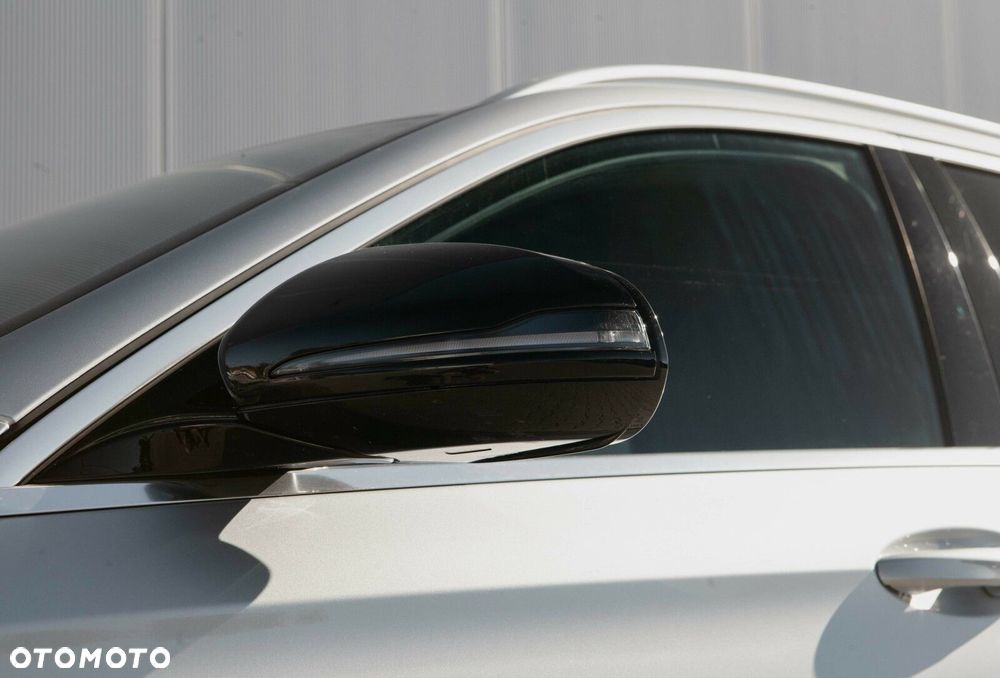 Mercedes-Benz Klasa E - 17