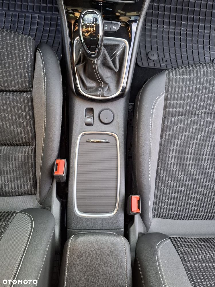 Opel Astra - 13