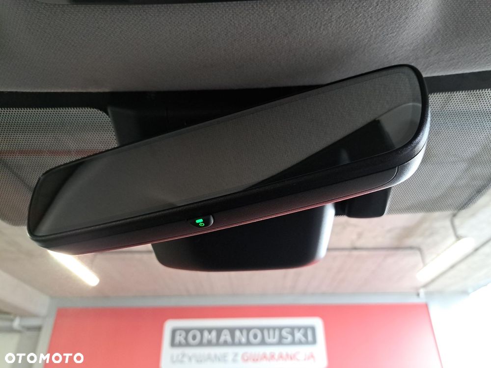 Toyota Corolla 1.8 Hybrid Comfort - 30