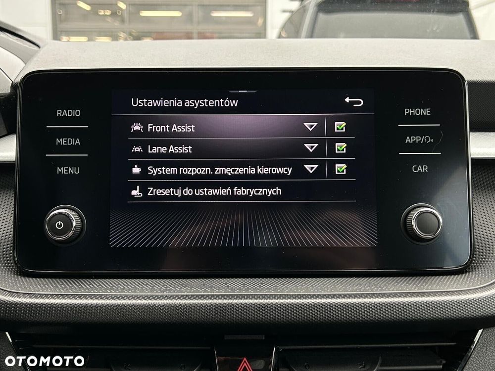 Skoda Fabia 1.0 Ambition - 31
