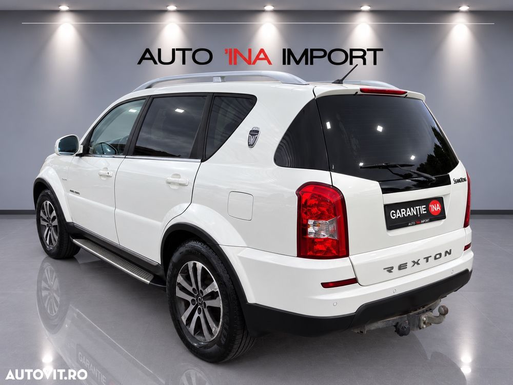 SsangYong REXTON W 2.0 e-XDI 4WD DLX Plus Aut. - 4