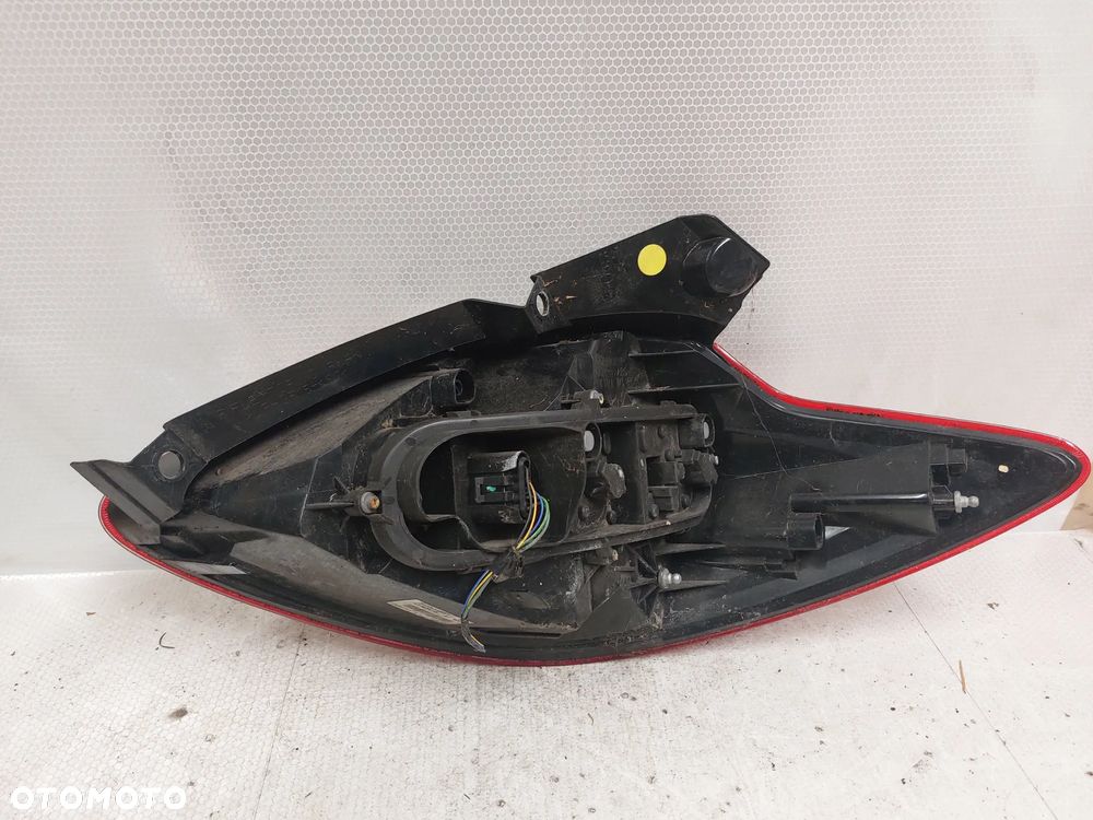 . LAMPA TYL TYLNA LEWA FORD KA - 5