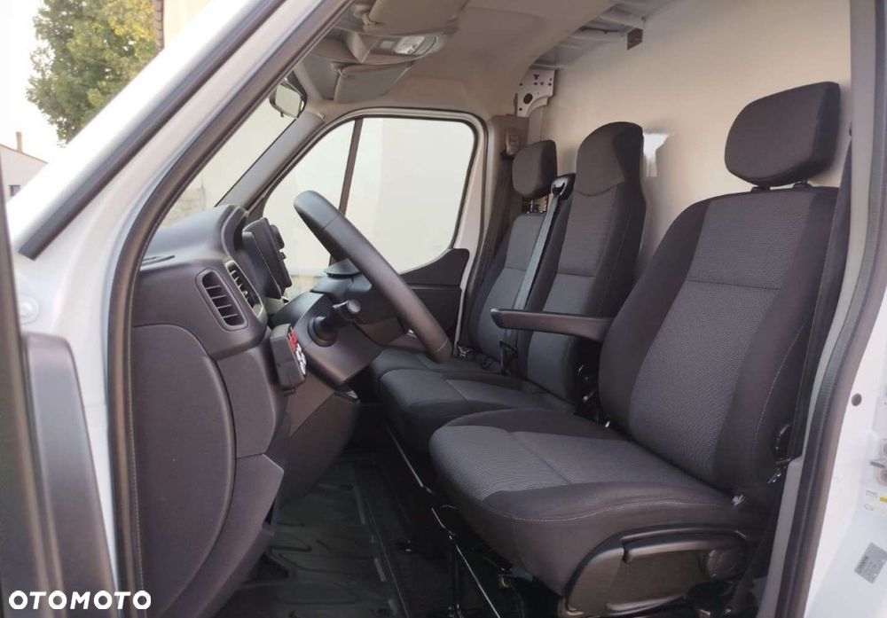 Renault Master - 10