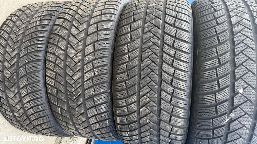 Anvelope iarna 285/40R22 Vredestein M+S - 1