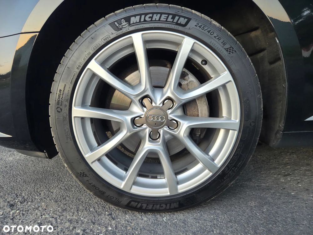 Audi A4 Avant 2.0 TDI S tronic - 17