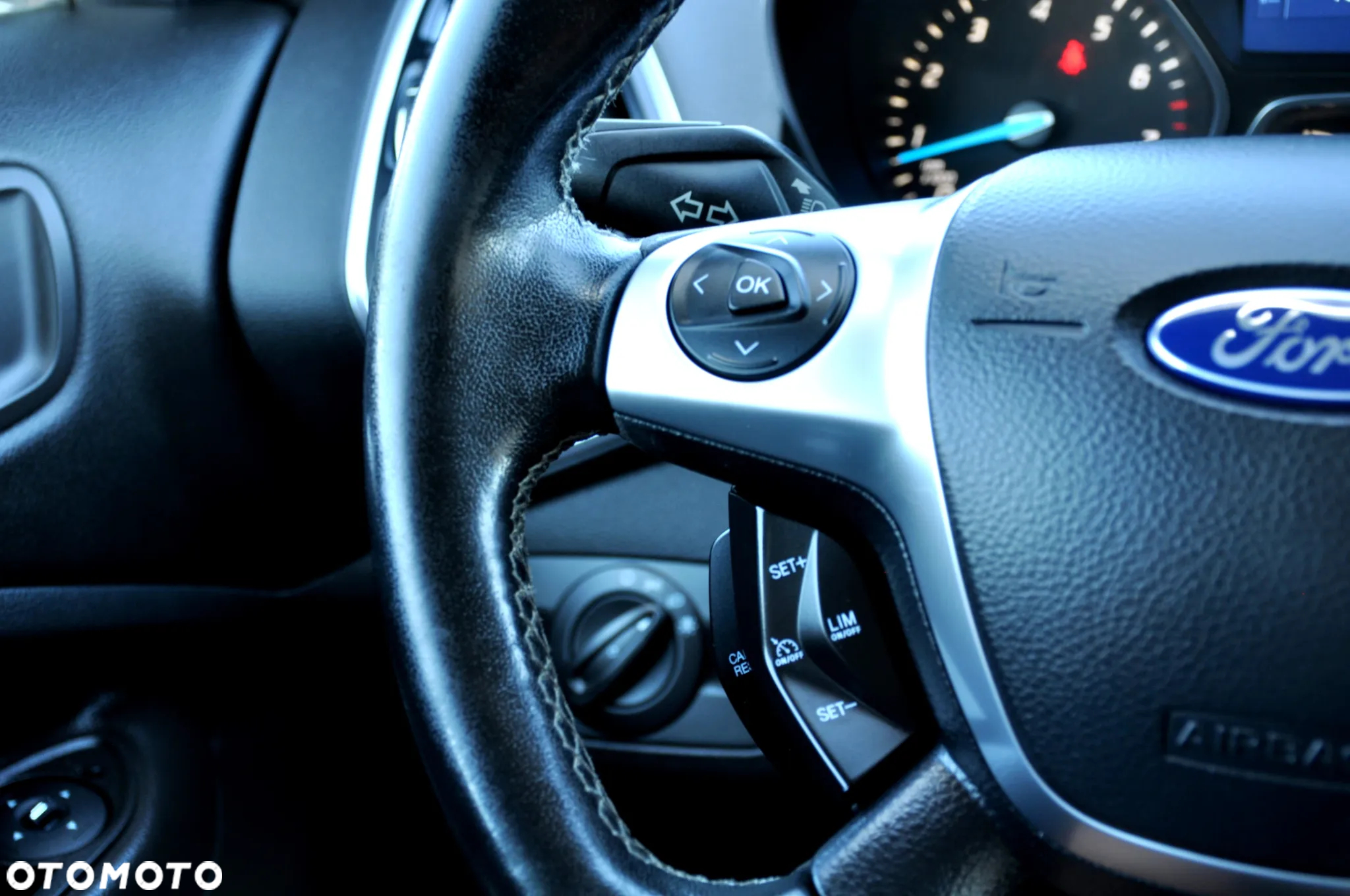 Ford Kuga 1.6 EcoBoost 2x4 Individual - 27