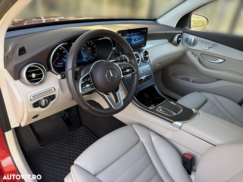 Mercedes-Benz GLC 200 4MATIC MHEV - 9
