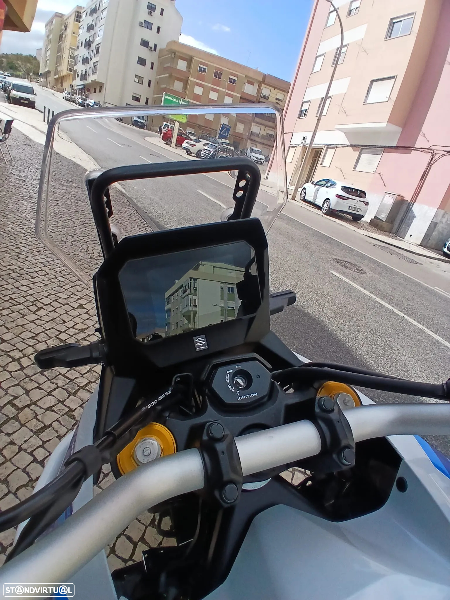 Suzuki V STROM Heritage 800 DE - 14