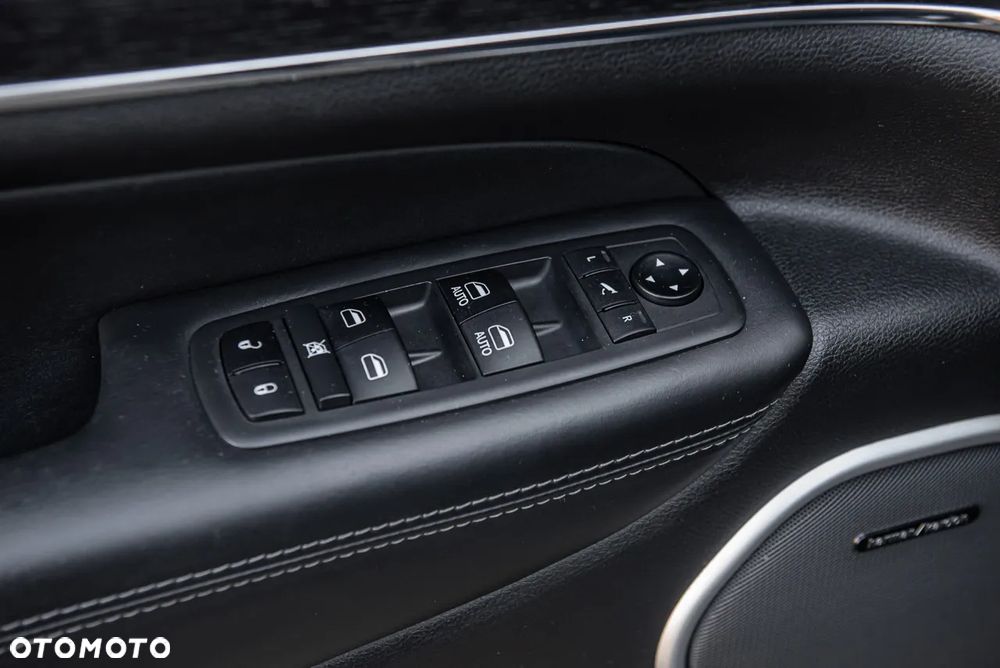 Jeep Grand Cherokee 3.0 CRD Summit - 29