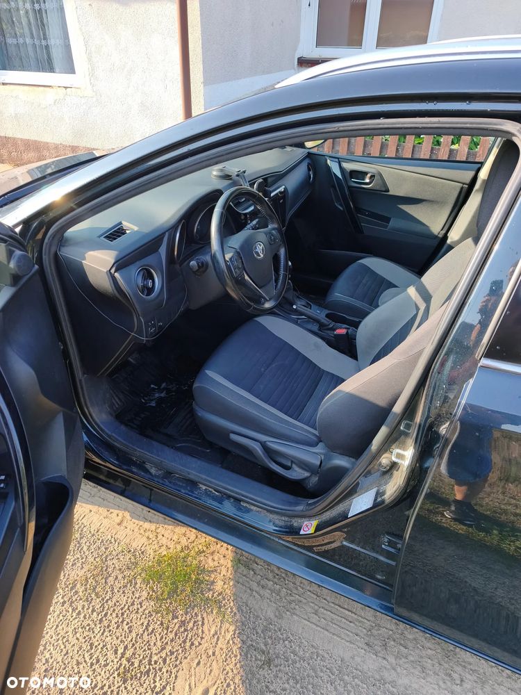 Toyota Auris - 7