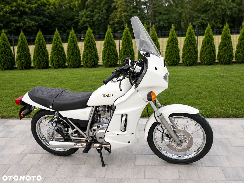 Yamaha SR - 5