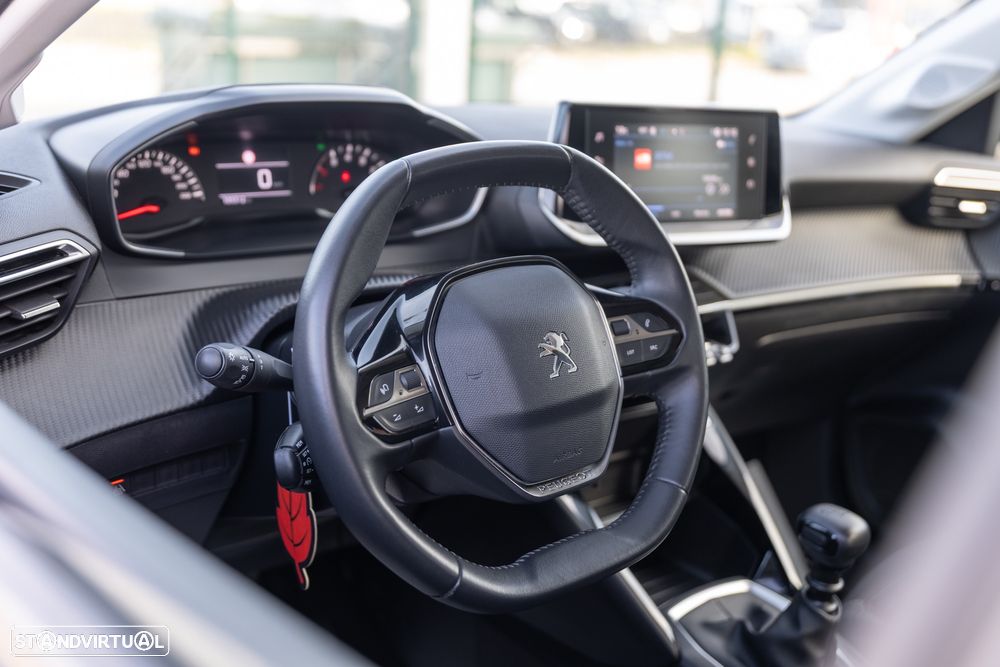 Peugeot 208 1.2 PureTech Allure Pack - 3