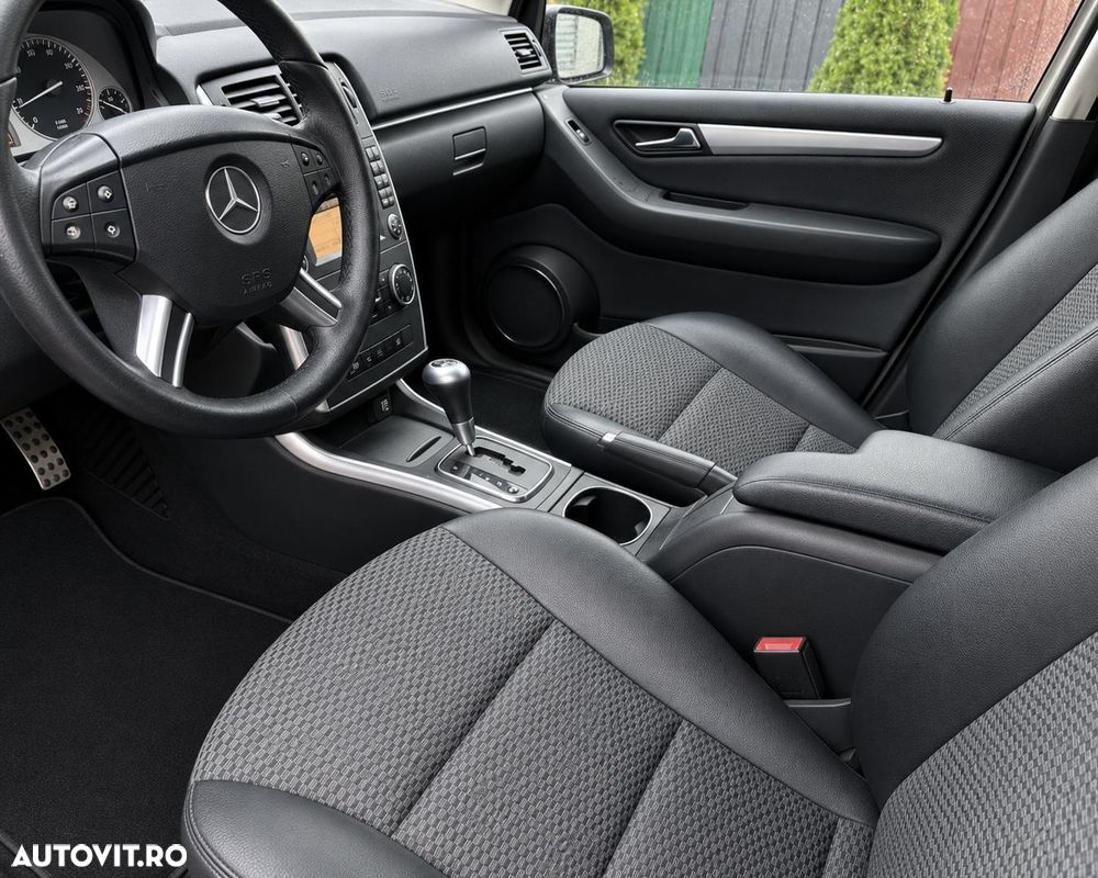 Mercedes-Benz B 180 - 6