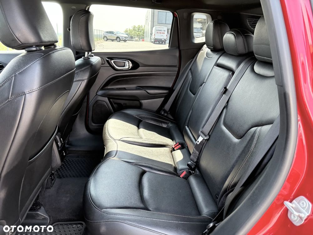 Jeep Compass - 12