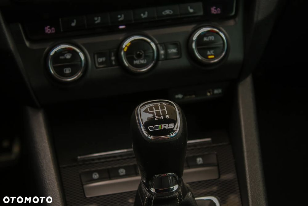 Skoda Octavia 2.0 TDI (Green tec) RS - 35