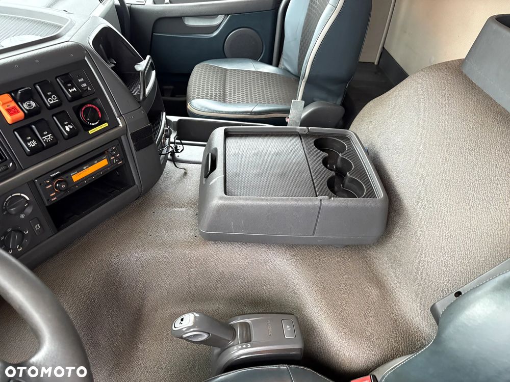 Volvo FMX 450 6x2 rama do zabudowy - 23