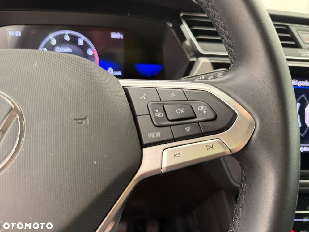 Volkswagen Touran 1.5 TSI EVO Comfortline - 23