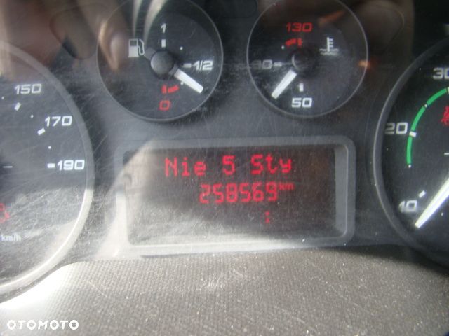 Iveco DAILY 40 C 15 3.0TDI 3.5TDMC  3-STRONNA WYWROTKA 4.0M PODUSZKI TYŁ - 19