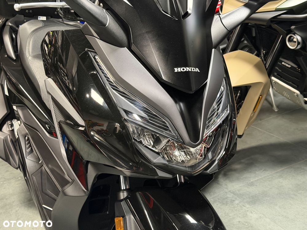 Honda NSS - 7