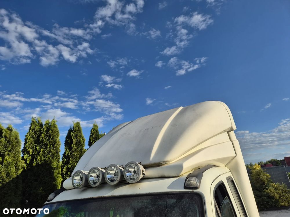 Zabudowa Spojer doka + siodło ciągnik siodłowy Iveco - 5
