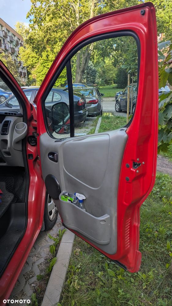 Renault Trafic - 11