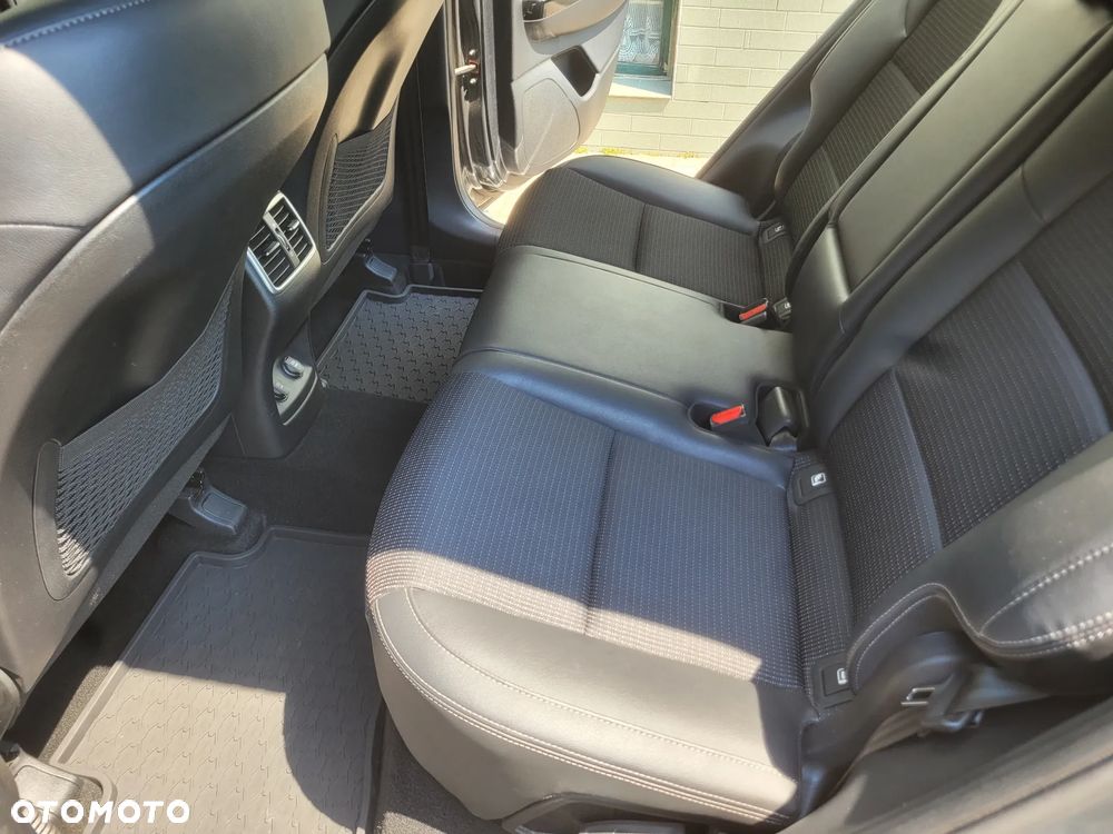 Kia Sportage 1.6 CRDI L Business Line Plus 2WD - 24
