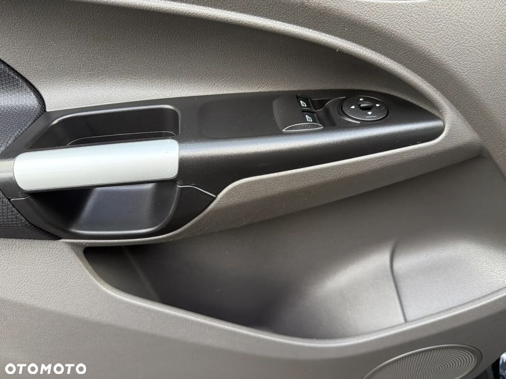 Ford Transit Connect L2H1 - 14