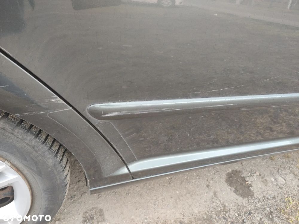 Toyota Avensis 2.0 VVT-i Sol plus Premium - 6