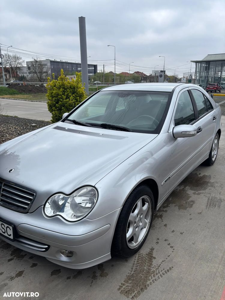 Mercedes-Benz C 200 CDI - 9